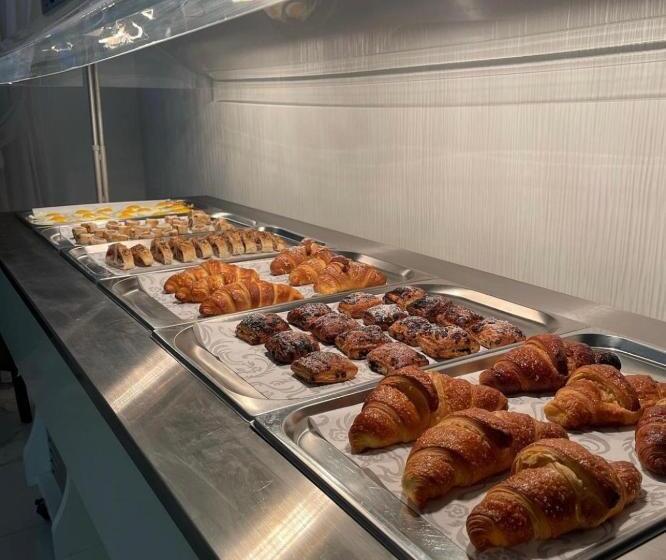 수피리어 룸, Paladini