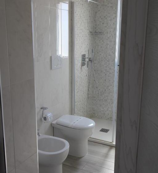 수피리어 룸, Paladini