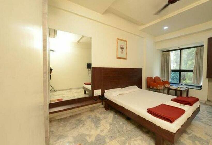 Номер Deluxe, Rahi Inn