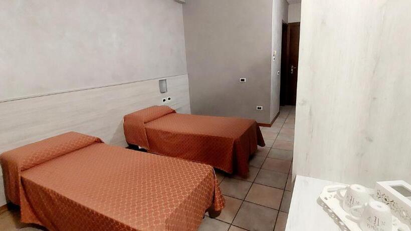 Номер Стандарт, Trotter