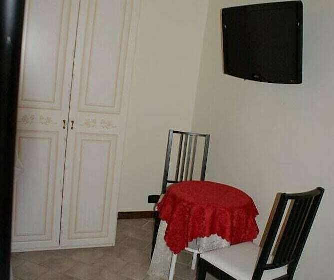 חדר סטנדרט לשלושה, B&b By Filomena