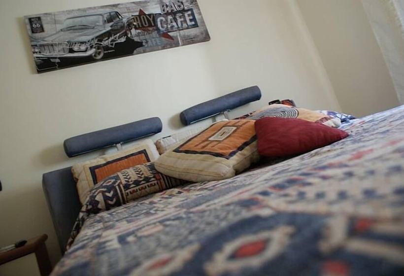 חדר סטנדרט לארבעה, B&b By Filomena