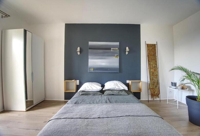 Номер Стандарт с Балконом, Arty Provence, Piscine Chauffée