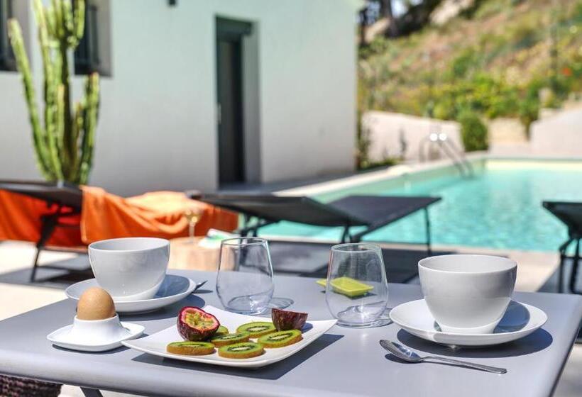 Номер Стандарт с Балконом, Arty Provence, Piscine Chauffée