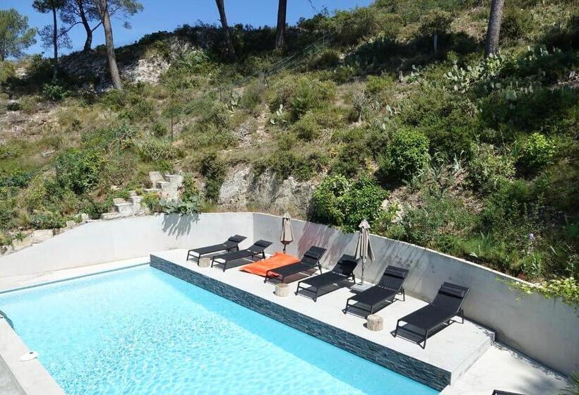 Номер Стандарт, Arty Provence, Piscine Chauffée