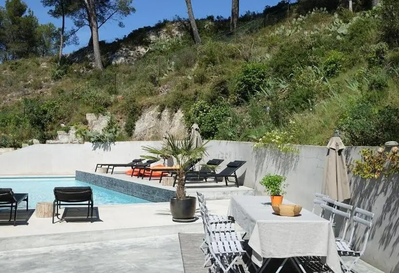 バルコニー付きスタンダードルーム, Arty Provence, Piscine Chauffée