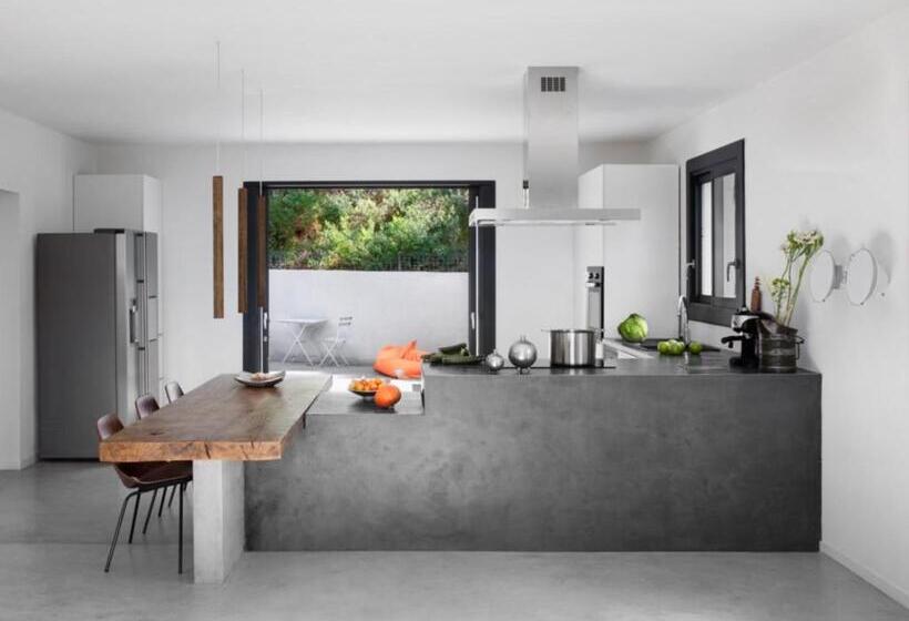 Номер Стандарт с Балконом, Arty Provence, Piscine Chauffée