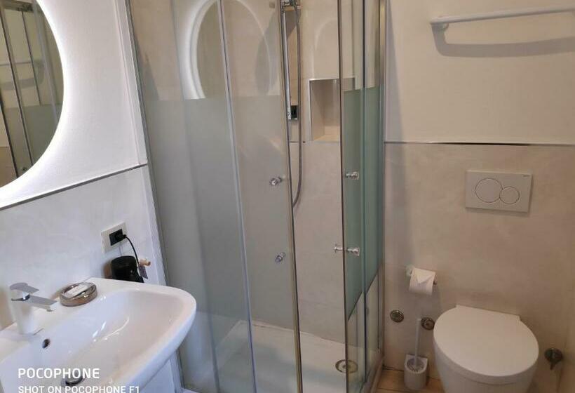 اتاق استاندارد, Posada Verona Hedge