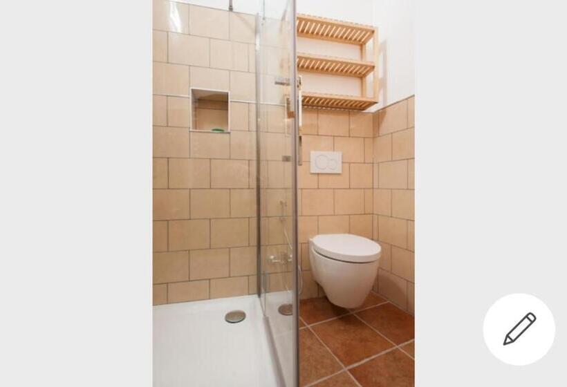 اتاق استاندارد یک نفره, Posada Verona Hedge