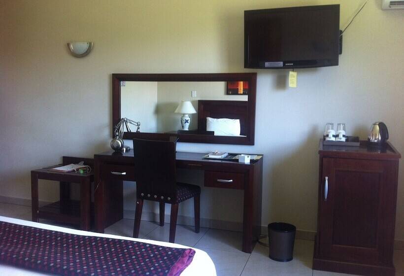 سوئیت پرزیدنت, Desert Sands Motel