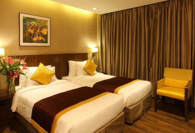 Номер Deluxe, Fidalgo