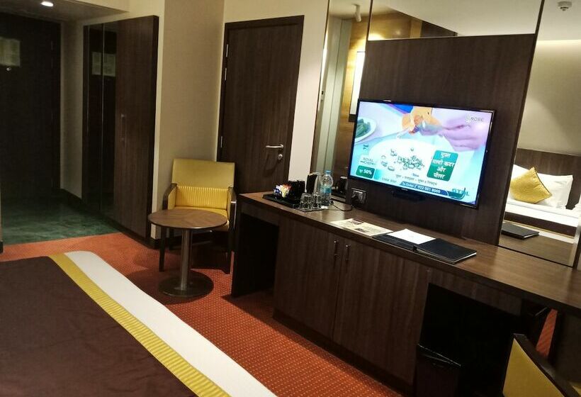 Номер Deluxe, Fidalgo