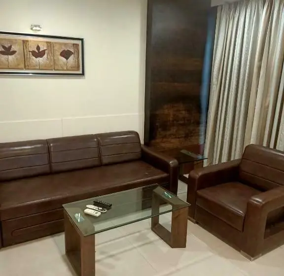 Standard-huone, Rudra Shelter International
