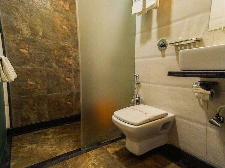 جناح, Rudra Shelter International