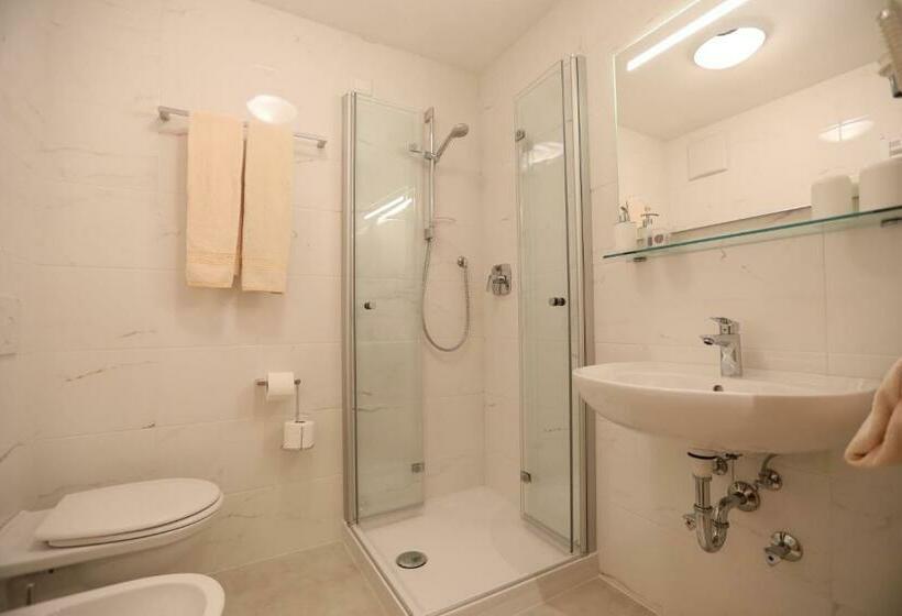 חדר סטנדרט, Stampfer B&b