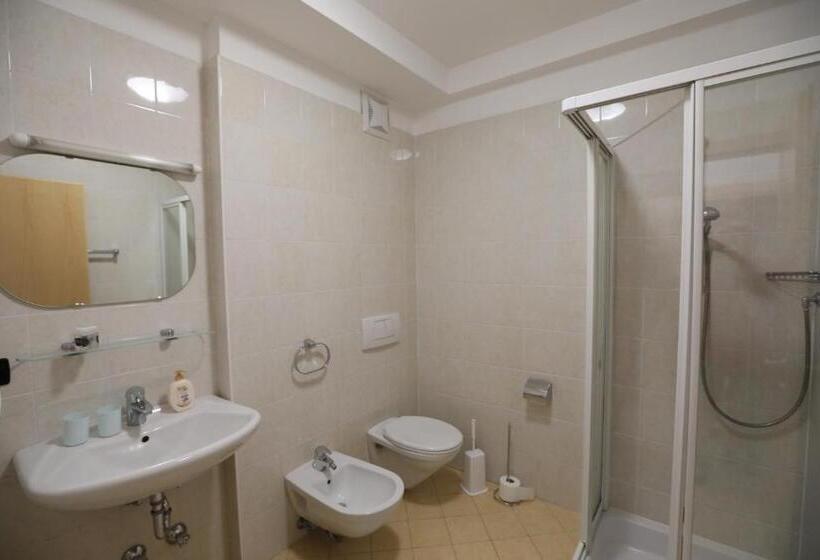 דירת דופלקס בת חדר שינה 1, Stampfer B&b