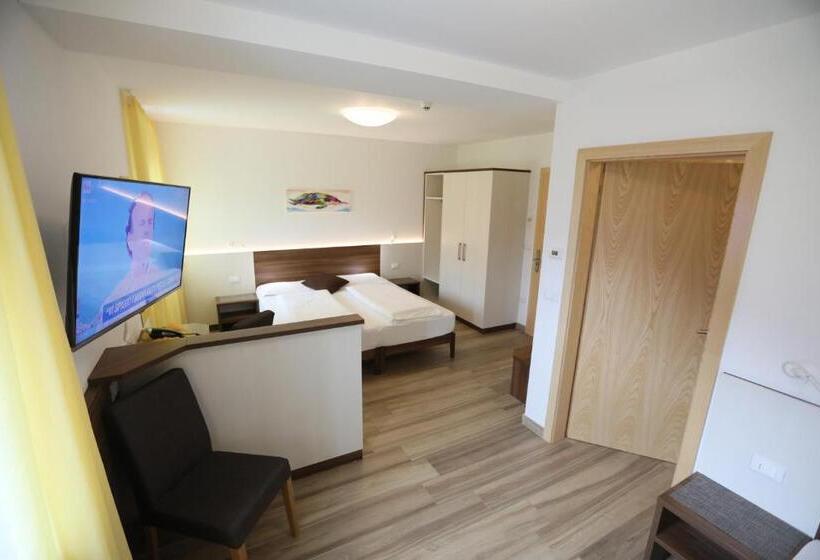 חדר סטנדרט לשלושה, Stampfer B&b