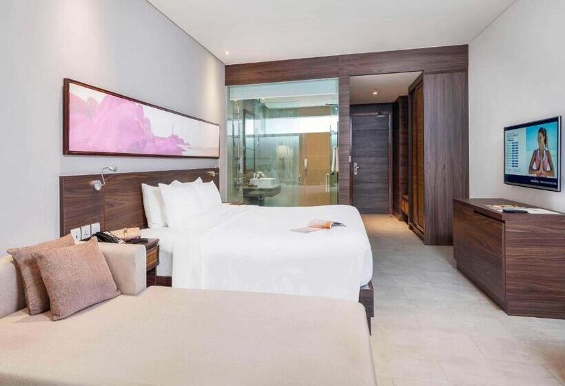 اتاق سوپریور با چشم‌انداز دریا, Novotel Phu Quoc Resort