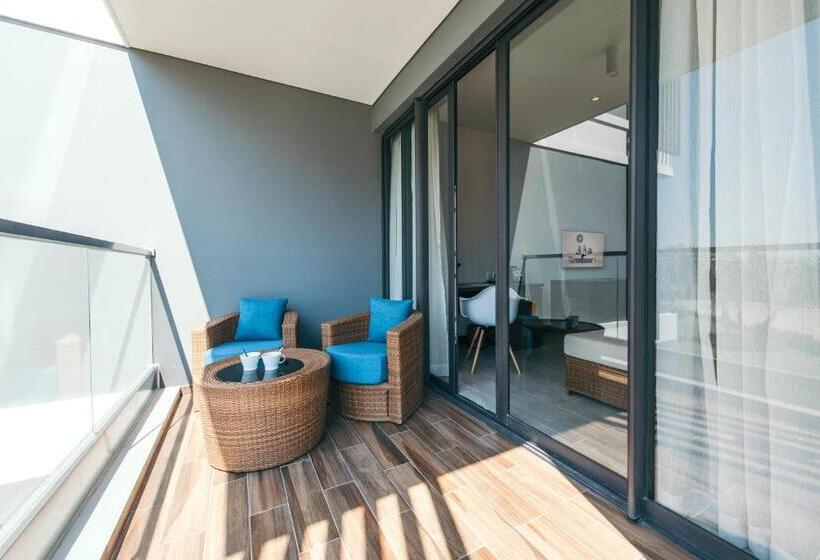 اتاق سوپریور با چشم‌انداز دریا, Novotel Phu Quoc Resort