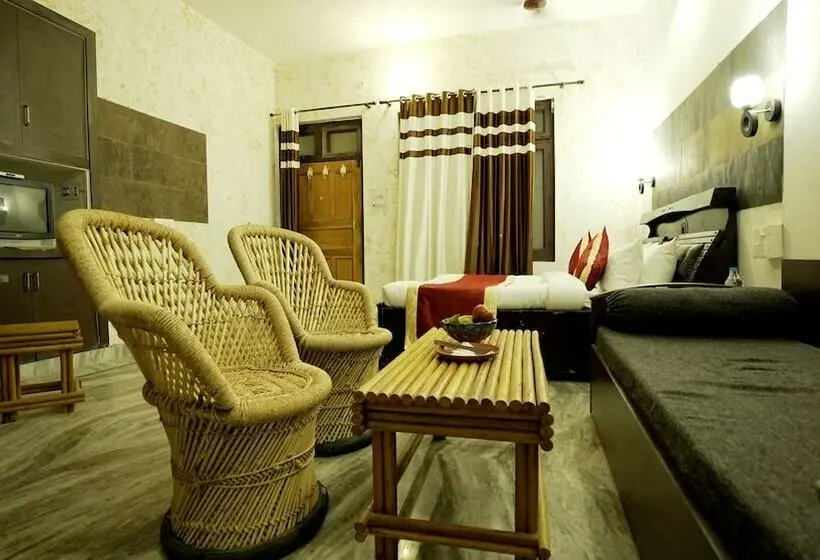 デラックスルーム, Corbett Soho Resort