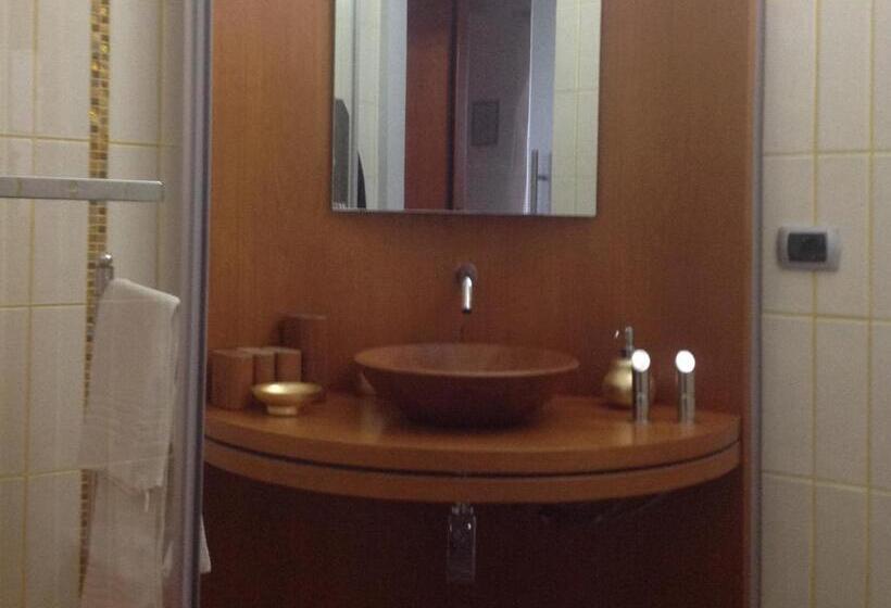 اتاق استاندارد با چشم‌انداز باغ, B&b Ellera Viterbo