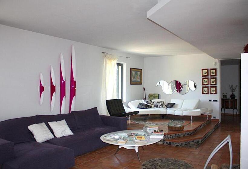 اتاق استاندارد با چشم‌انداز باغ, B&b Ellera Viterbo