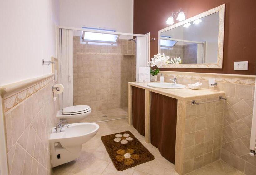 スーペリアの4人部屋, Casa Poesia