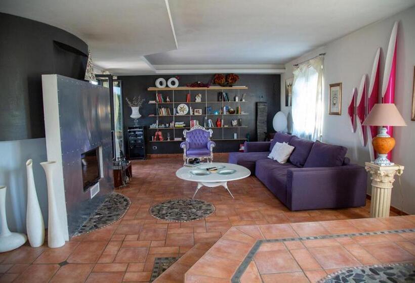 Standard Triple Room with Terrace, B&b Ellera Viterbo