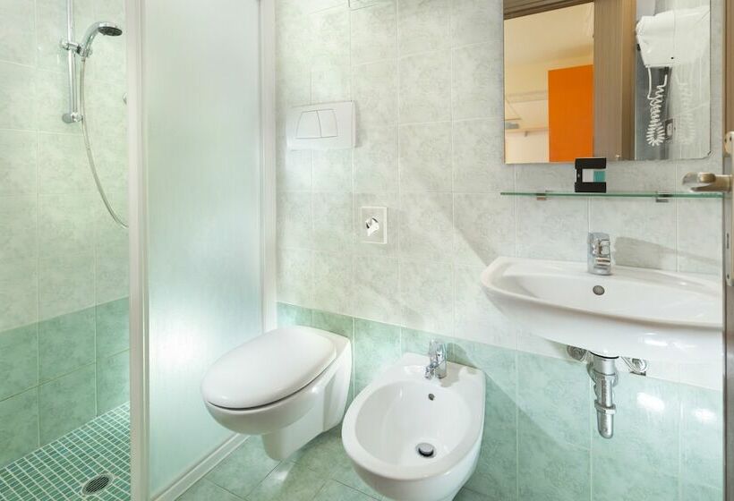 غرفة قياسية, Buona Fortuna