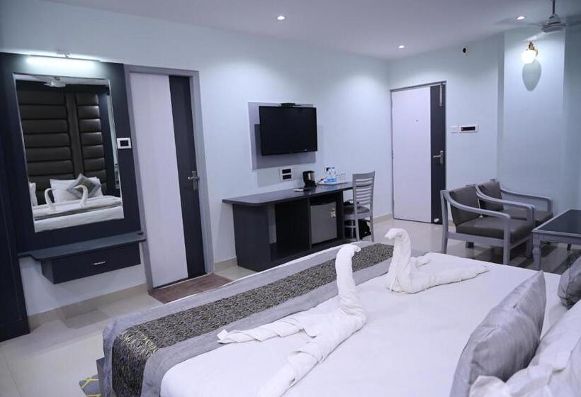 エクゼクティブスイート, Dolphin International