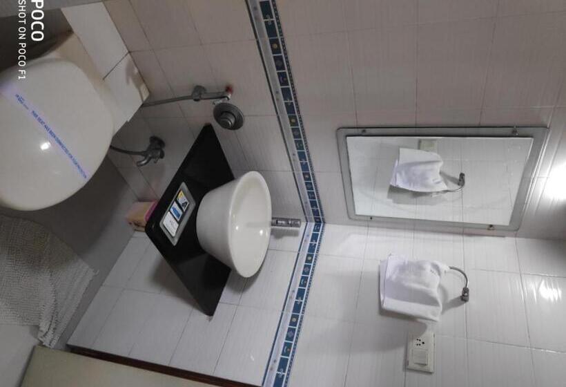 חדר דלוקס, Easy Retreat