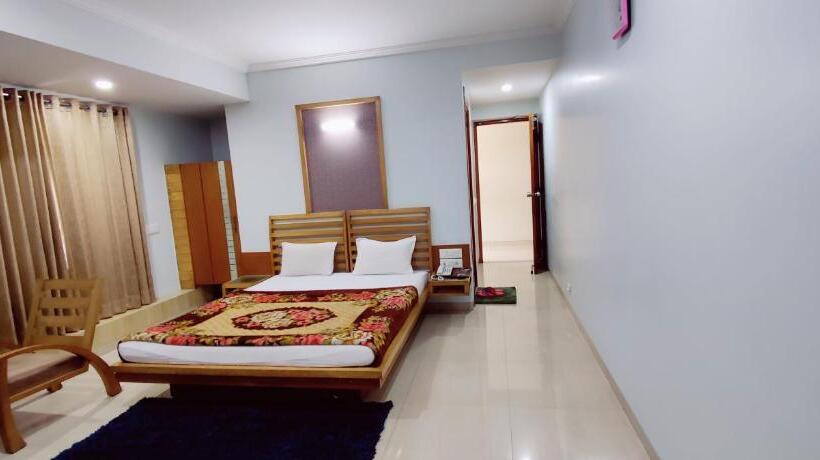 חדר דלוקס, Easy Retreat