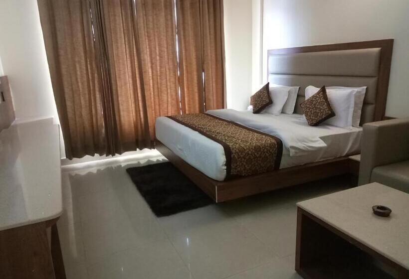 Quarto superior, Nek