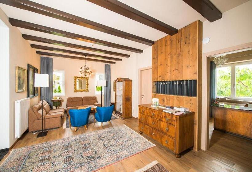 חדר סטנדרט, Seeberg Garni