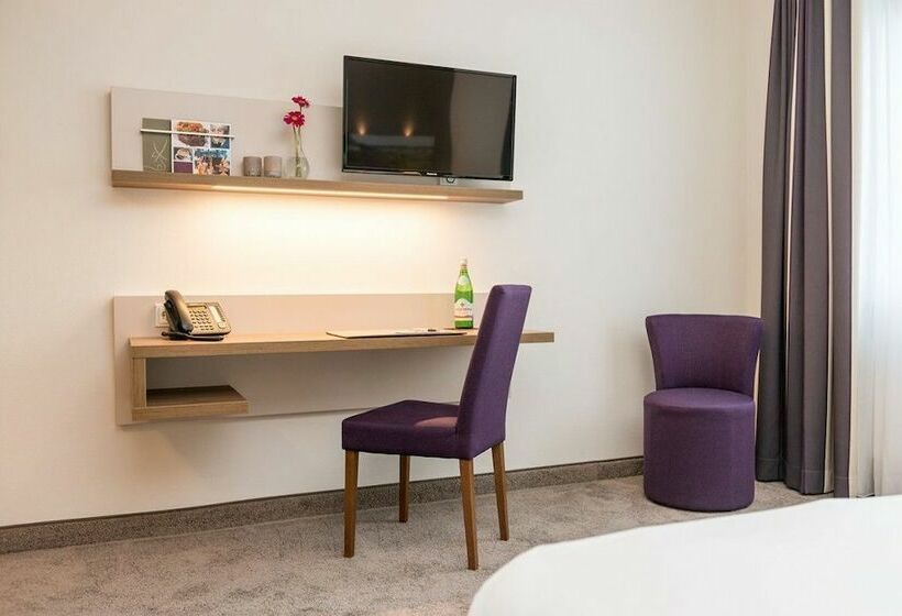 豪华房间, Stratmanns