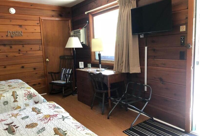 اتاق استاندارد با 2 تخت دوبل, Chateau Lodge