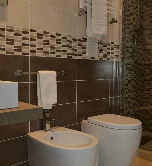اتاق لوکس با بالکن, Un B&b Al Belvedere