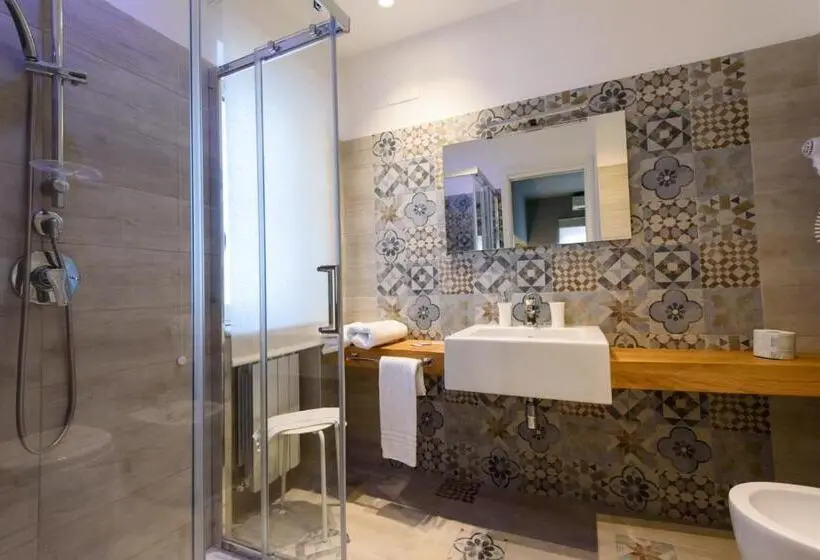 اتاق لوکس سه تخته, Un B&b Al Belvedere