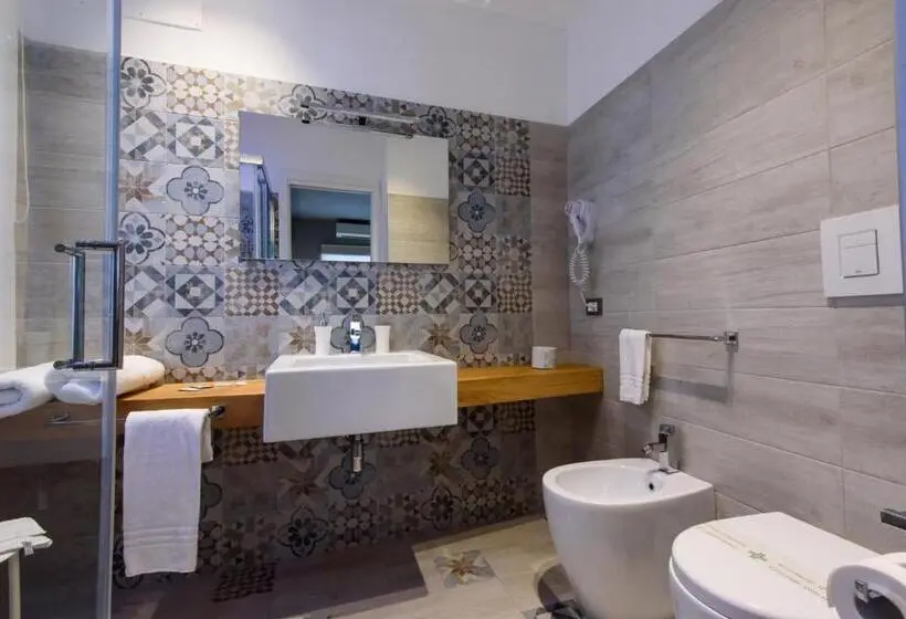 اتاق لوکس سه تخته, Un B&b Al Belvedere