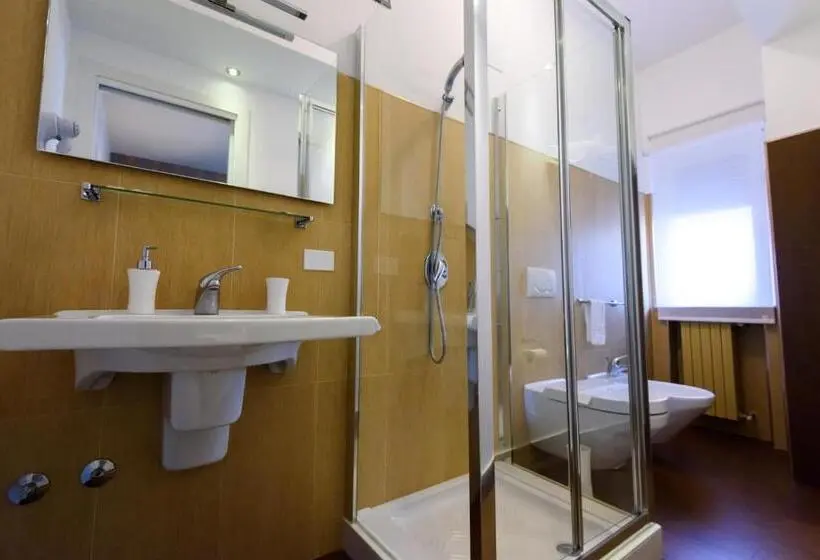 اتاق لوکس, Un B&b Al Belvedere