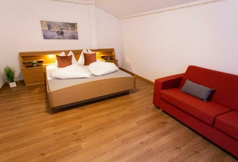 חדר סטנדרט עם מרפסת, Almhotel Bergerhof