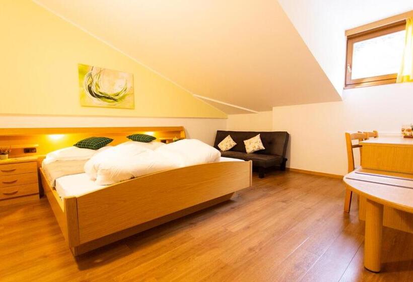 חדר אקונומי, Almhotel Bergerhof