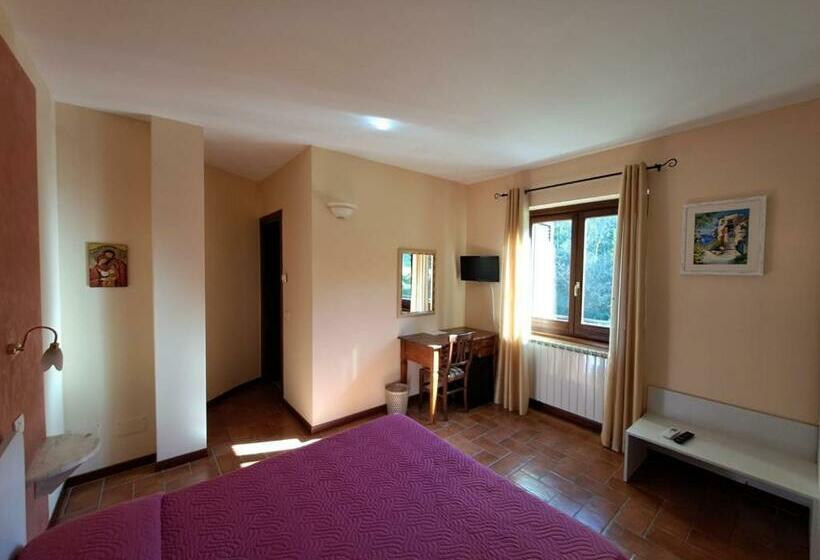 חדר דלוקס, Butterfly