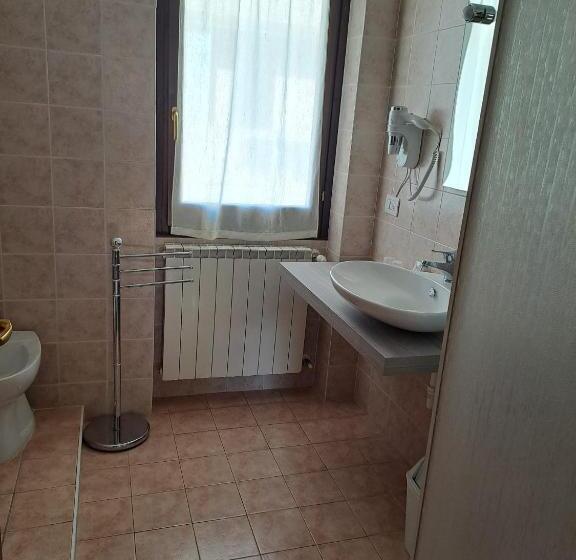 חדר סטנדרט, Butterfly