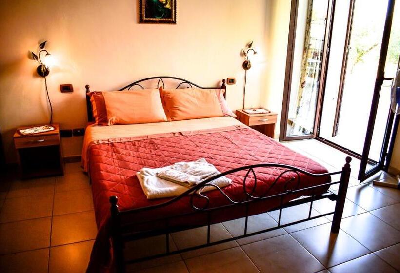 スタンダードルーム, Villa Jolanda & Carmelo