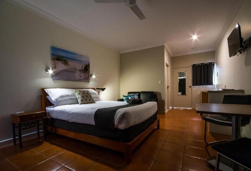 스위트, Birch Motel Bowen