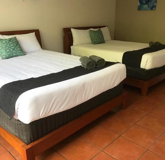 스위트, Birch Motel Bowen