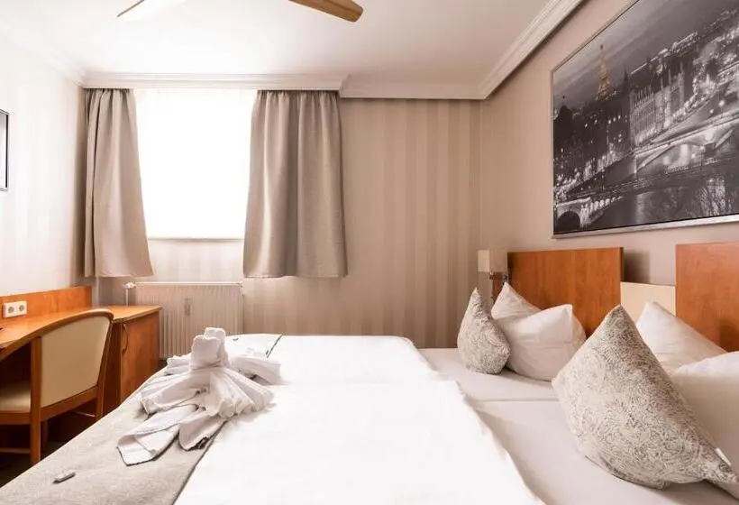 Standard Kolmen Hengen Huone, Cityhotel Bernburg