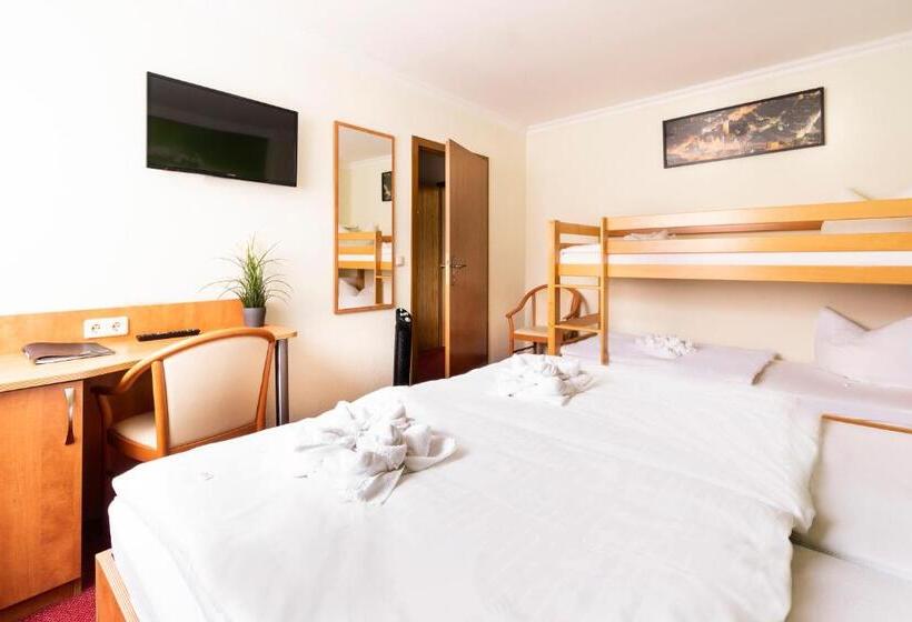 Семейный Номер, Cityhotel Bernburg