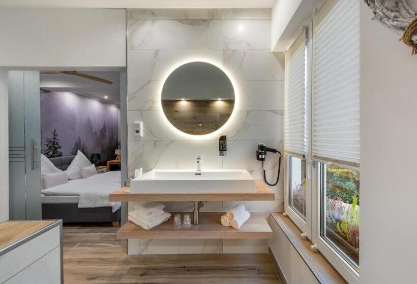 Люкс Повышенной Комфортности, Cityhotel Bernburg